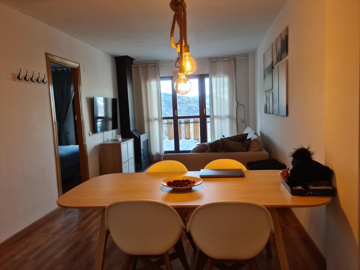Apartmán Tuhogarencerler Taquilla Parking En Pistas Exteriér fotografie