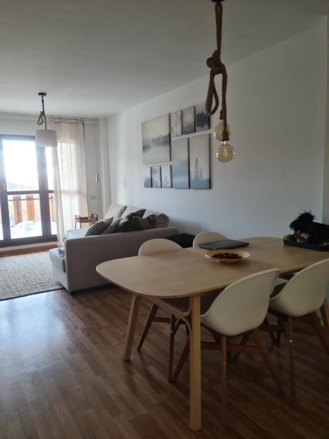 Apartmán Tuhogarencerler Taquilla Parking En Pistas Exteriér fotografie