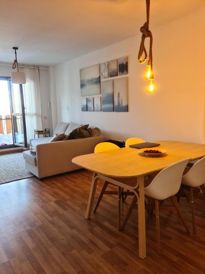 Apartmán Tuhogarencerler Taquilla Parking En Pistas Exteriér fotografie