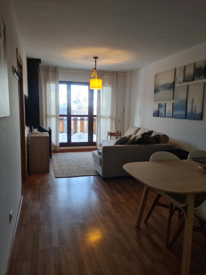 Apartmán Tuhogarencerler Taquilla Parking En Pistas Exteriér fotografie